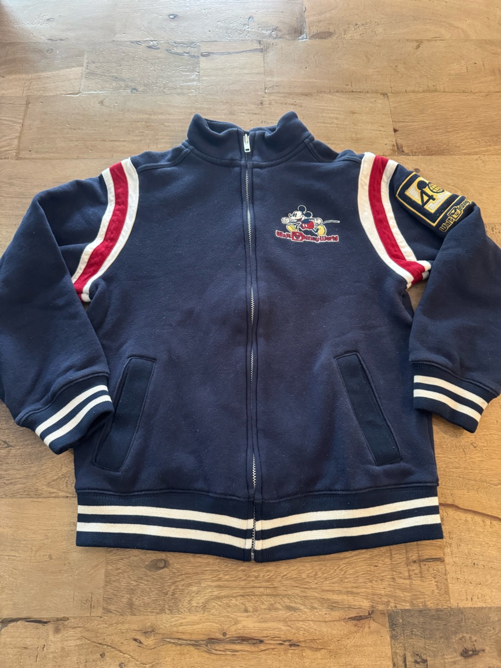 Walt Disney World Varsity Navy Zip pockets jacket size M Mickey Mouse